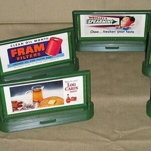 Lionel #310 Billboards W/ Original Box - 1950-68 Lot Of 5 With Stands